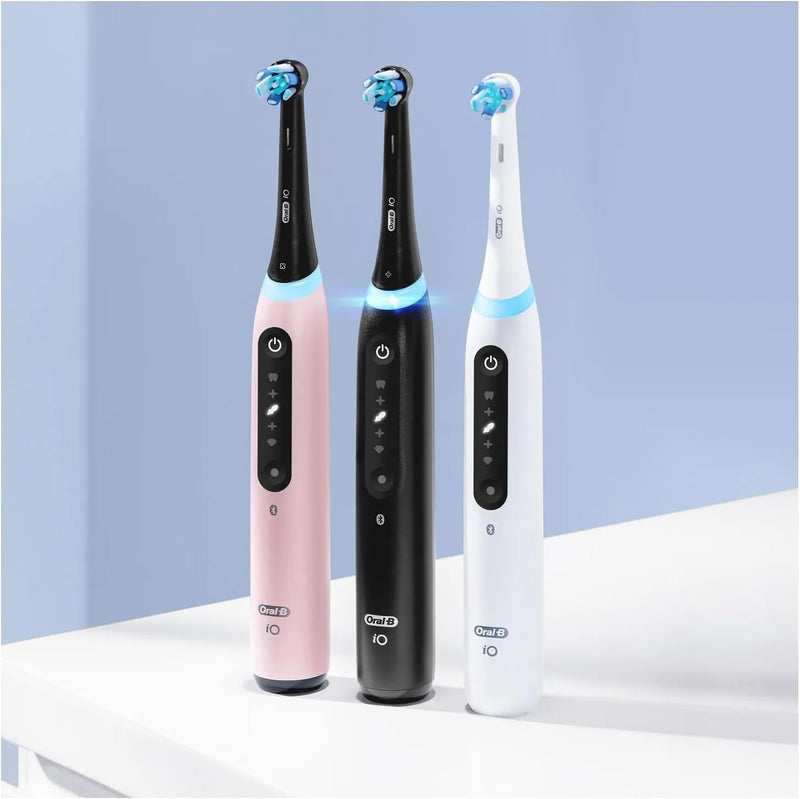 Oral-B iO5 Electric Toothbrush | For Adults, 1 Toothbrush Head & Travel Case, 5 Modes With Teeth Whitening | UK 2 Pin Plug | Black